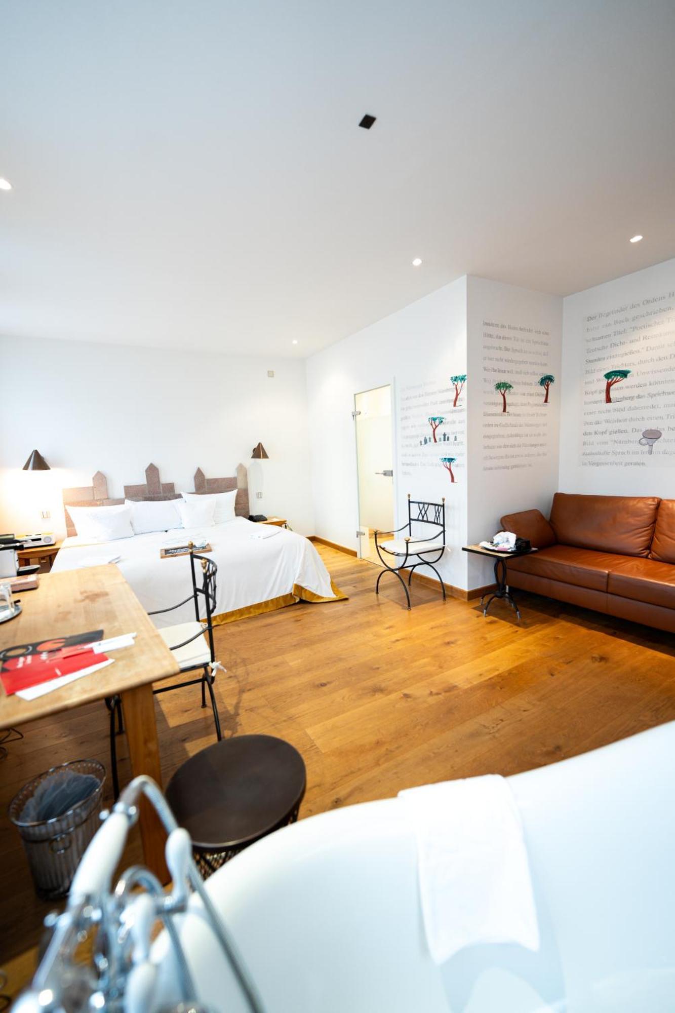 Hotel Drei Raben 4*